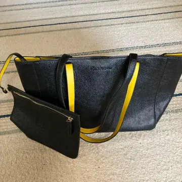 가죽 토트백 블랙 파우치 포함 Hills AVENUE 1회 사용