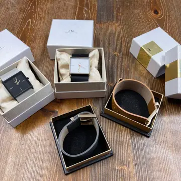 ate 스퀘어 페이스 쿼츠 손목시계