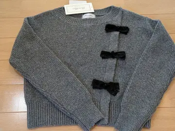 [ 새상품 ] le reve vaniller 리본 포함 니트 숏 기장