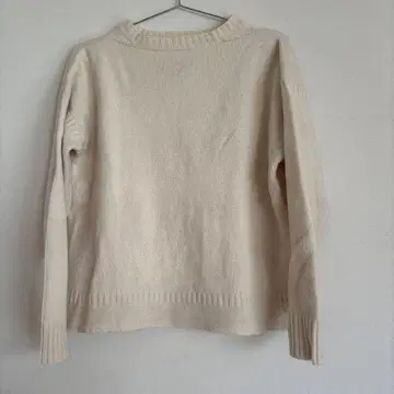 카구레 해밀턴 라무즈 울 스웨터