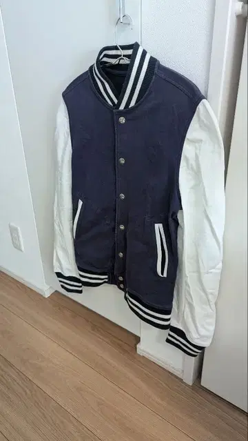 네이비 화이트 바시티 자켓 BEAMS HEART