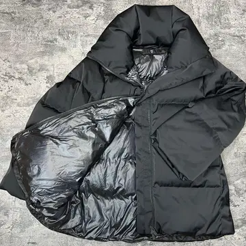 UNIQLO +J 빅 칼라 다운 자켓 블랙 L