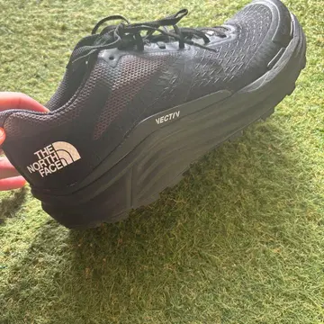 THE NORTH FACE 러닝화 블랙