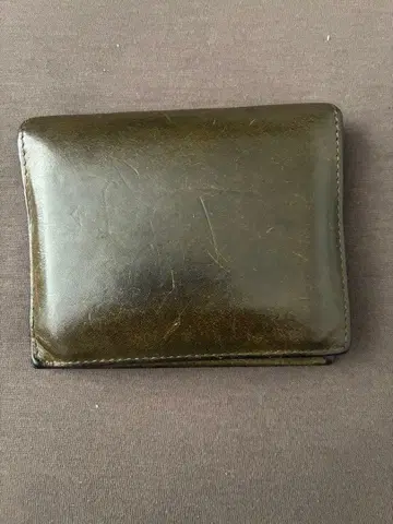 Lemma 렌마 마리스코 푸에블로 가죽 (올리바) 이단 접이식 지갑