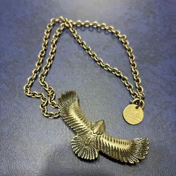 매의 목걸이 (퀸치)