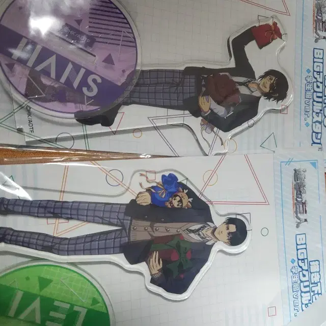 진격의 거인 아크릴 스탠드 학생복ver 리바이 한지