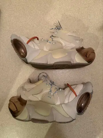 CRYSTAL BIG BOY 볼륨 밑창 스니커즈