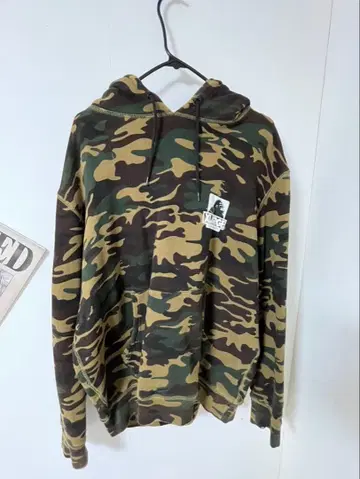 XLARGE 카모 패턴 후드티 M 사이즈