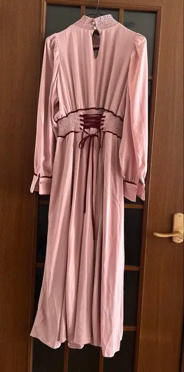 백 레이스업 롱 원피스