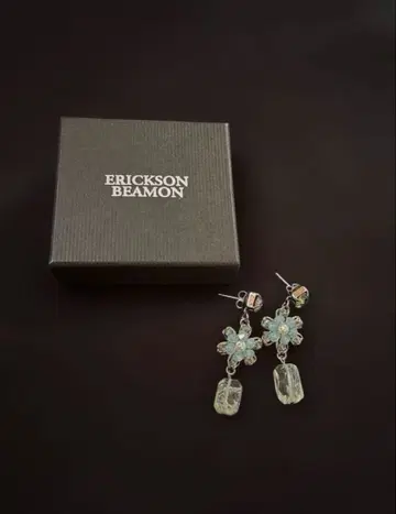 미사용품 엘릭슨 비몬 플라워 귀걸이 액세서리