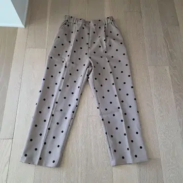 새상품 IEDIT 플로키 도트 프린트 테이퍼드 팬츠