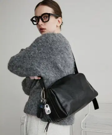 안티로자 홀리데이 인조 가죽 2WAY 스퀘어 백