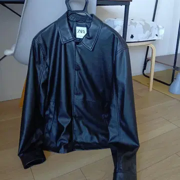 ZARA 인조 가죽 자켓 M 얇은 소재