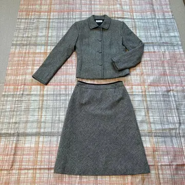 Blanc Nouveau 그레이 수트 세트