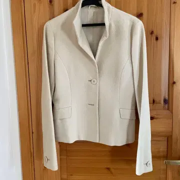 아이보리 테일러드 자켓 싱글 버튼