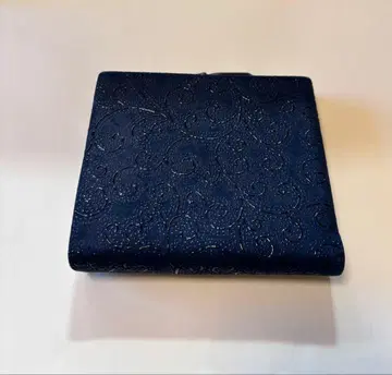 [배송비 포함] 새상품급 인덴야 접이식 지갑 네이비 무늬