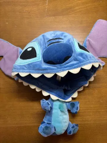 스티치 후드 부착 봉제 인형