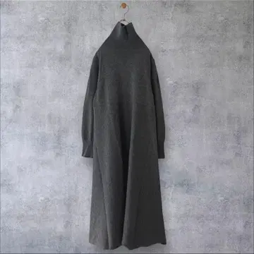 새상품급 어반리서치 로쏘 아름다운 실루엣 터틀넥 플레어 원피스 gra