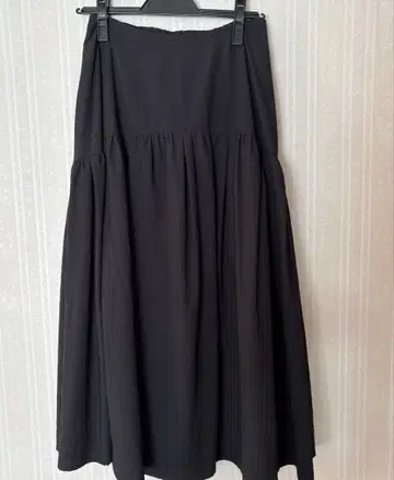 bow.a 보우에 개더 스커트 블랙 yori