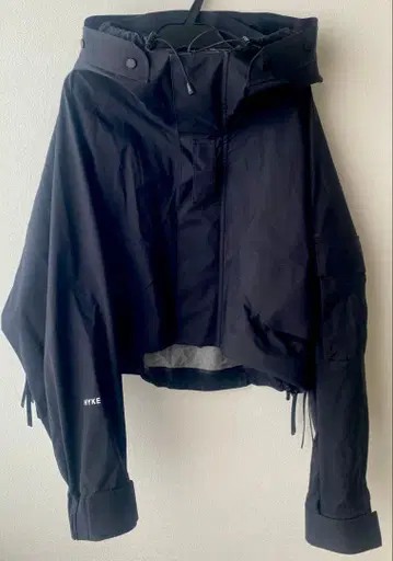 HYKE 후드 나일론 자켓 사이즈 2 블랙