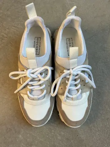 베이지 스니커즈 26.5cm / 40 사이즈