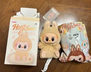 2대 러브브 앉은 봉제 인형 팝마트