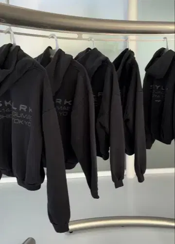 저스틴 비버 SKYLRK 팝업 후드티