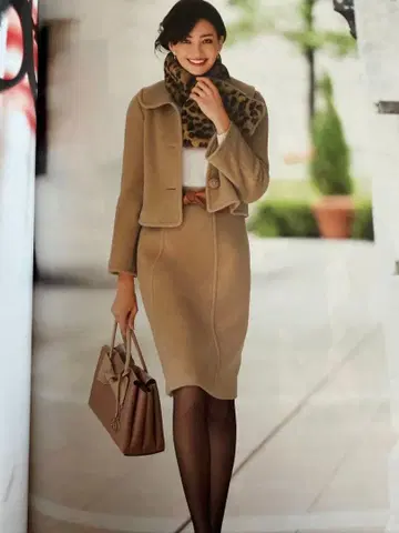 엠즈 그레이시 카탈로그 게재 카멜 셋업