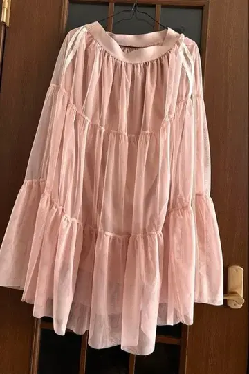 양 사이드 라인 튤 스커트