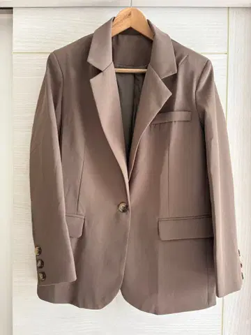 베이지 테일러드 자켓