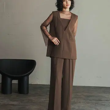 GIRL 브라운 슬리브리스 셋업 XL