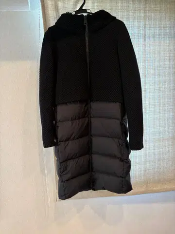 Herno 블랙 울 절개 다운 자켓