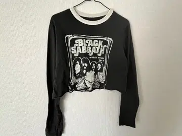 MOUSSY BLACK SABBATH 숏 기장 티셔츠