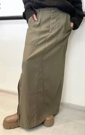레어템 미사용 레미 리프 Military Maxi Skirt 38 카키