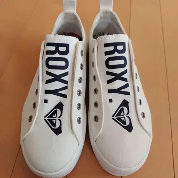 ROXY 화이트 슬립온