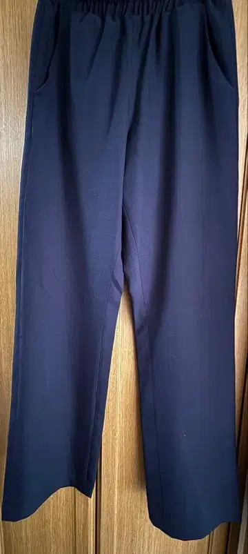 네이비 스트레이트 슬랙스