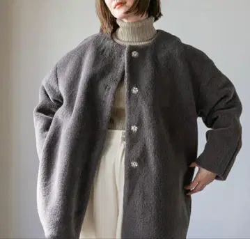 apart by lowrys 보아 자켓