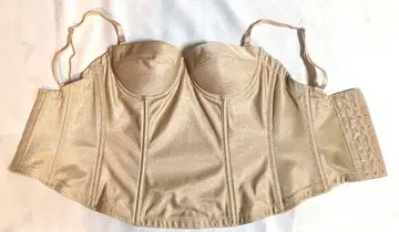 새상품급 AIMER 스트랩 포함 베이지 뷔스티에 75B