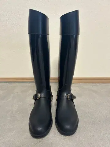 지미추 블랙 러버 롱 부츠 레인 슈즈