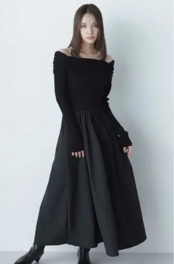 오프숄더 블랙 롱 원피스