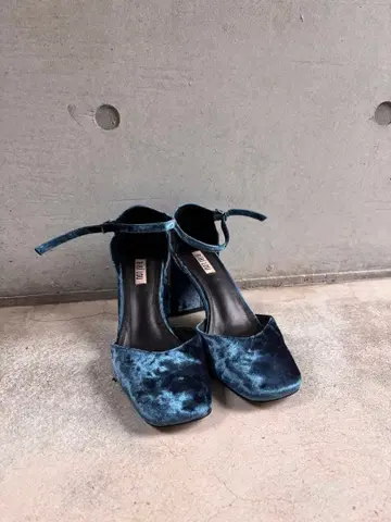 [ BIBI LOU ] 하이힐