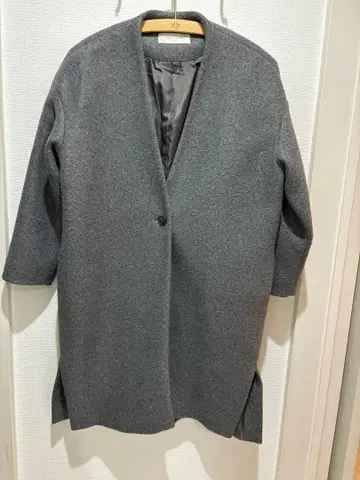 그레이 노카라 코트