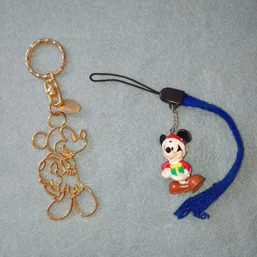 [초레어 레트로] Disney 미키마우스 골드 컬러 키링과 스트랩 세트