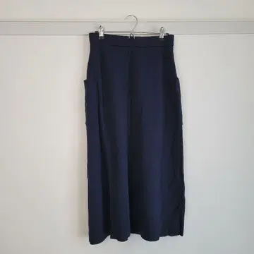 래핑넛 네이비 미들 기장 스커트