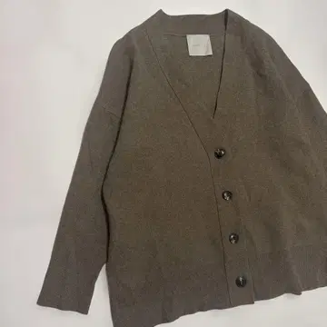 앙피로 V넥 성숙 캐주얼 가디건 니트 브라운 계열