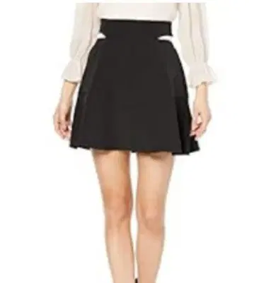 스나이델 사이드 오픈 플레어 스카 숏 팬츠 백 디자인 스카 숏 팬츠