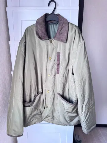 ZARA 카키 자켓 M 사이즈 충전솜
