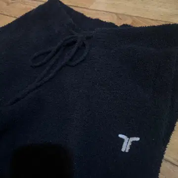 TELIC 블랙 플리스 조거 팬츠