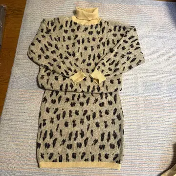 멜로즈 셋업 니트 상의&미니 스커트