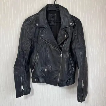 ZARA 블랙 가죽 라이더 자켓 S 사이즈